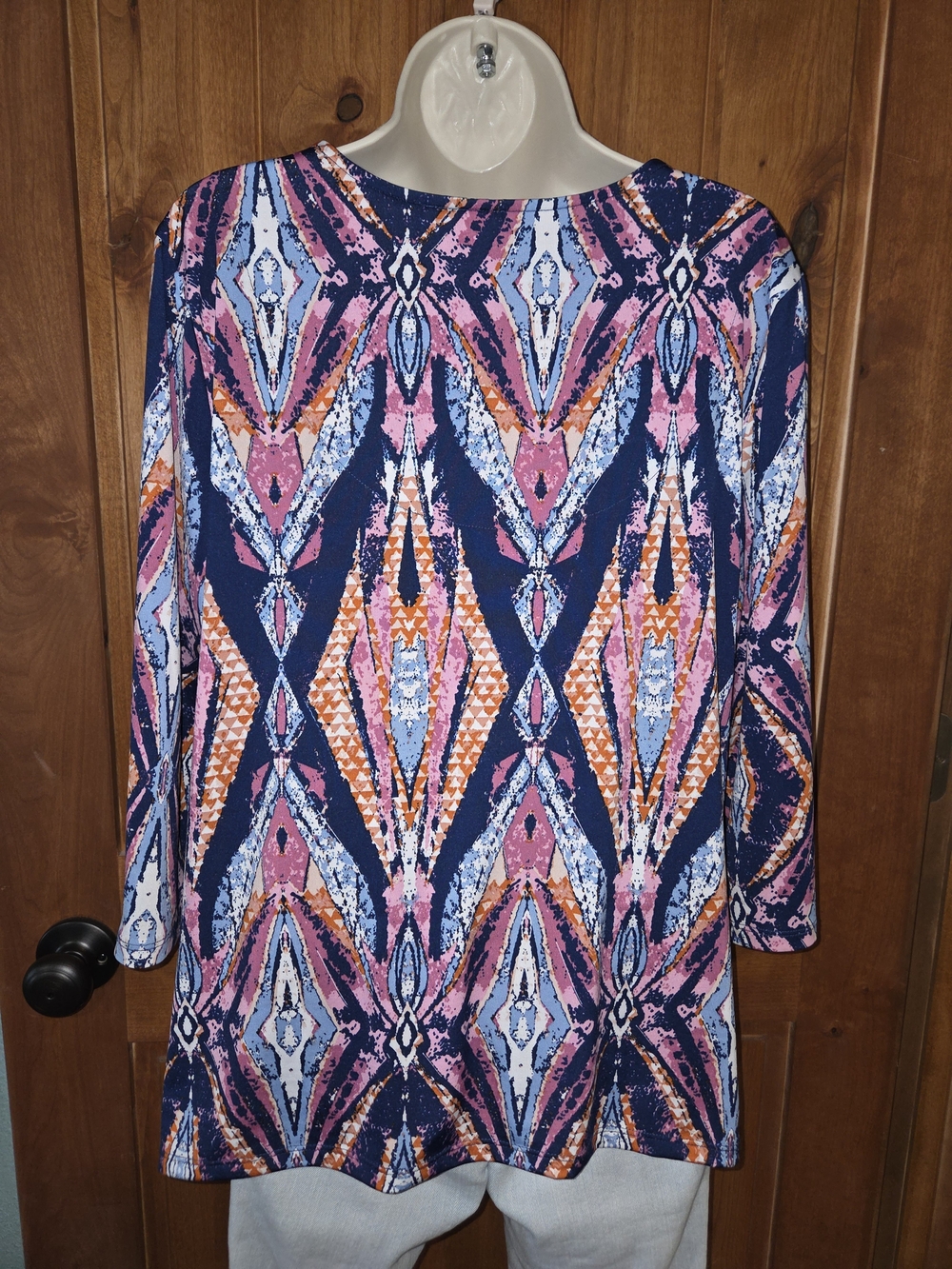 new directions Navy Multi-Color V-Neck Geometric Tunic - Picture 5 of 8